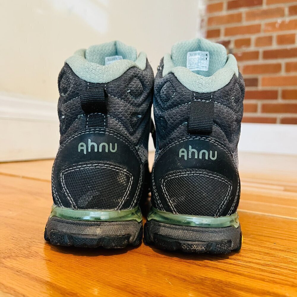 VERY NICE AHNU VIBRAM RUBBER WATERPROOF HIKING BOOTS WOMEN'S SIZE US 6.5 - Picture 4 of 16